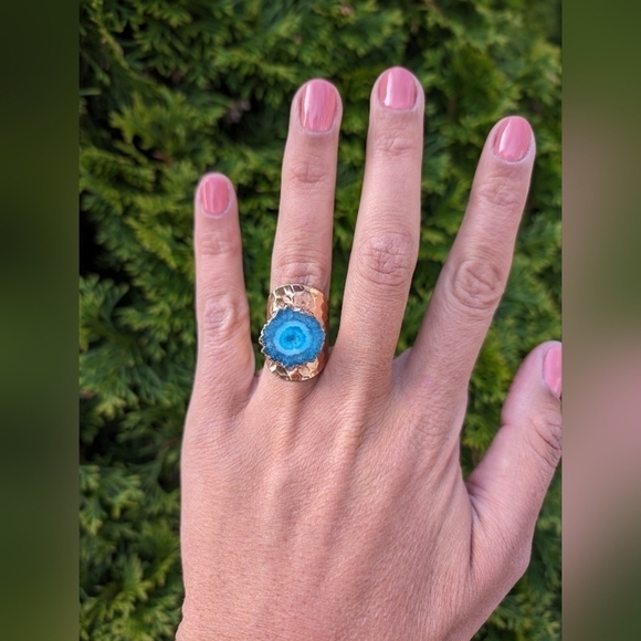 Artisan Handmade In Morocco Adjustable Blue Geode Wide Band Gold Ring Size 8.75 - Picture 2 of 8